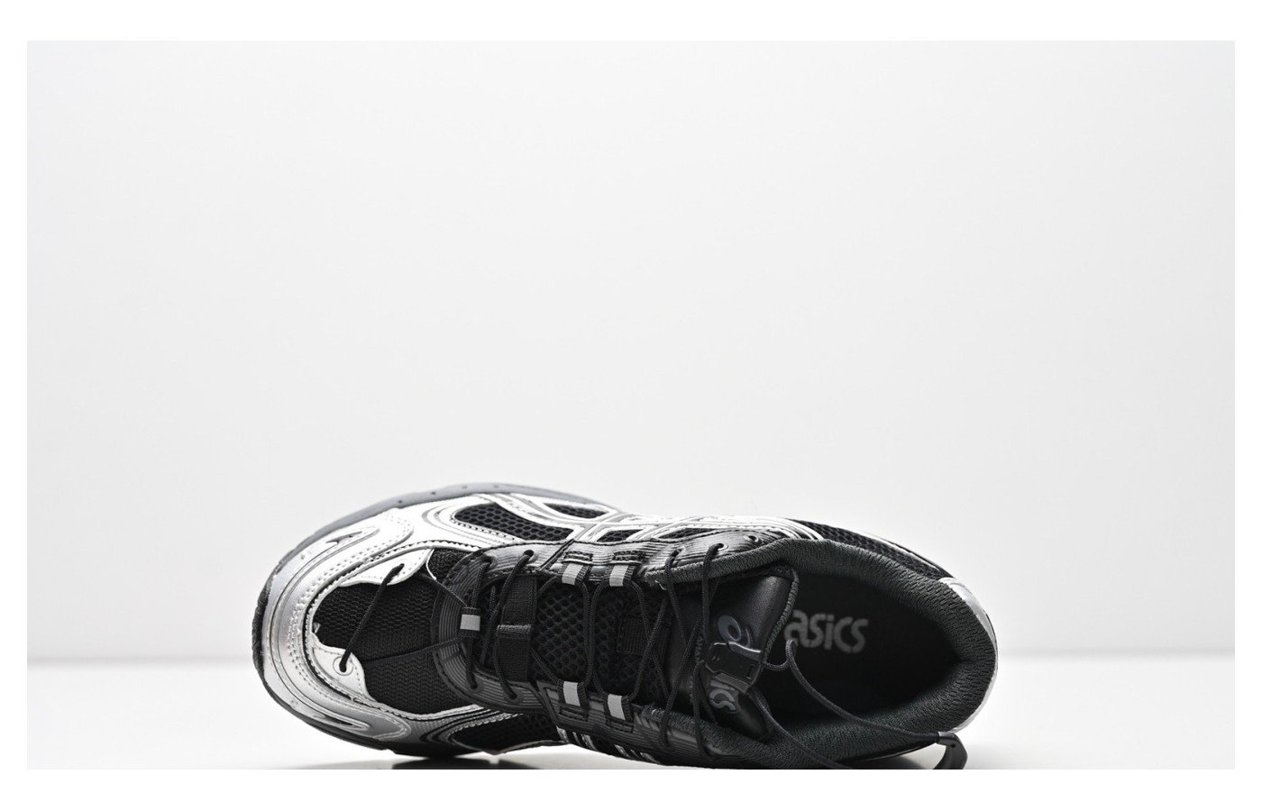 ASICS GEL-Kahana TR V4 – Noir / Gris / Argent