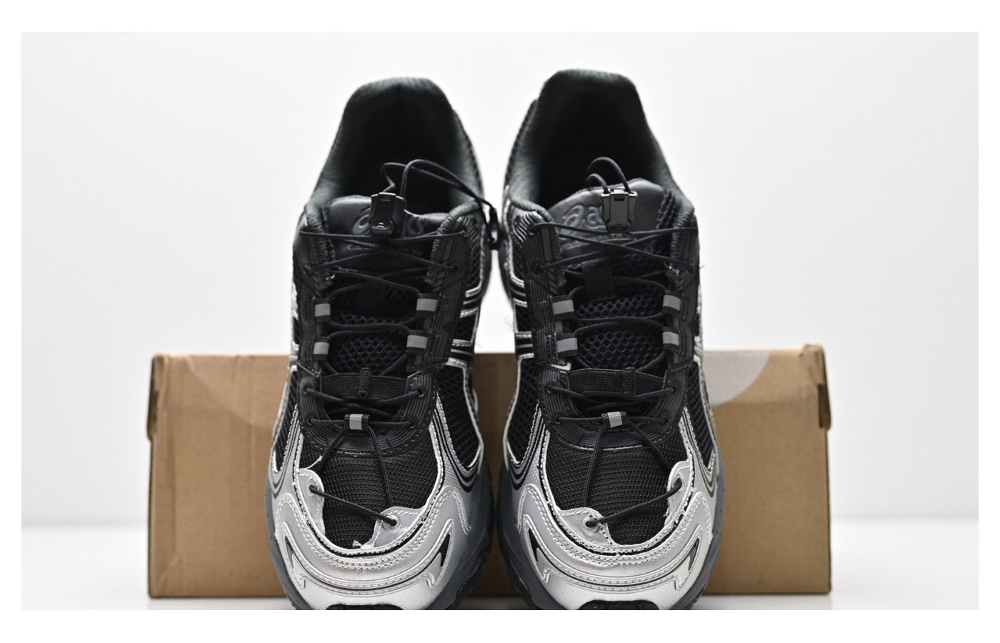 ASICS GEL-Kahana TR V4 – Noir / Gris / Argent