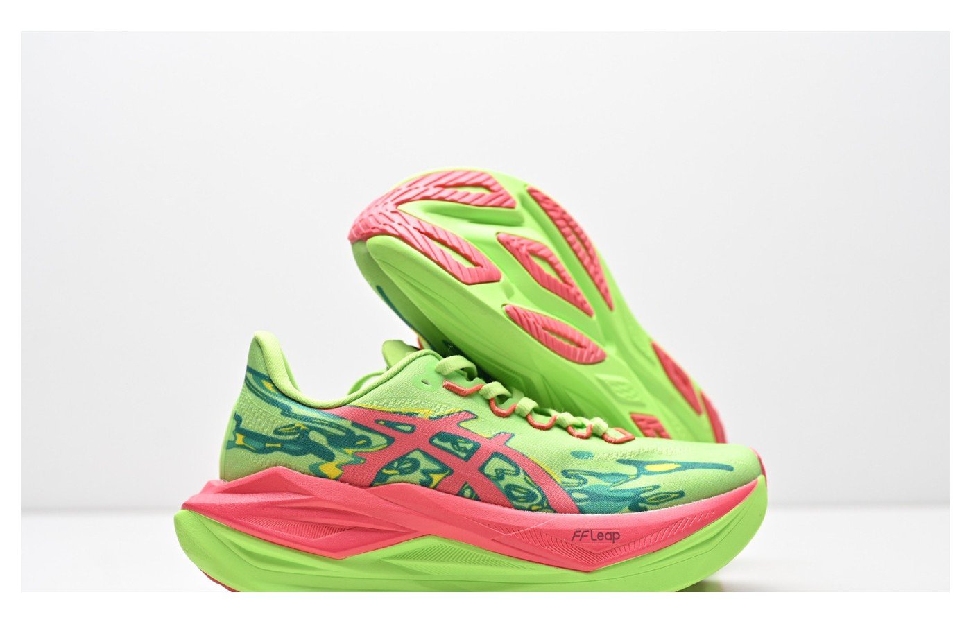 ASICS SUPERBLAST 3 – Vert fluo / Rose corail