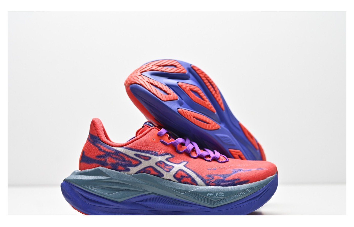 ASICS SUPERBLAST 3 – Corail / Bleu / Violet