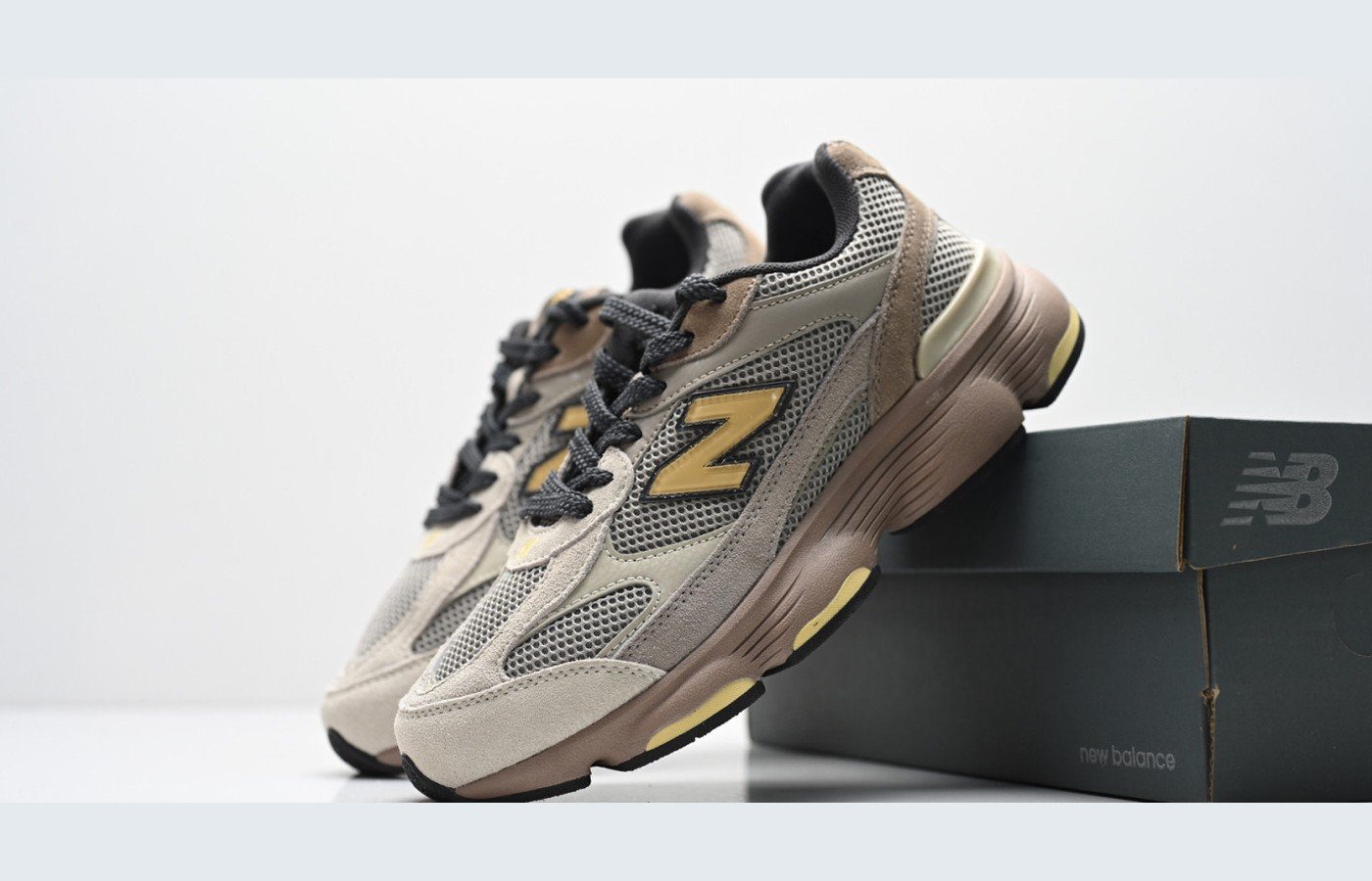 New Balance 2010 – Marron / Beige