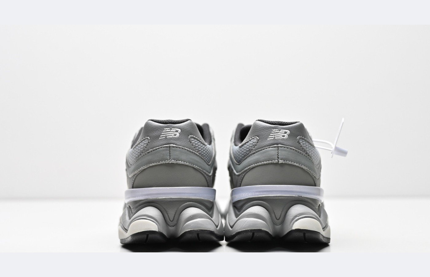 New Balance 2010 – Gris foncé / Gris