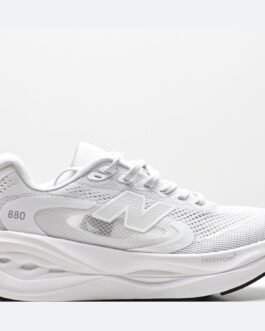 New Balance Fresh Foam X 880v15 – Gris clair / Gris