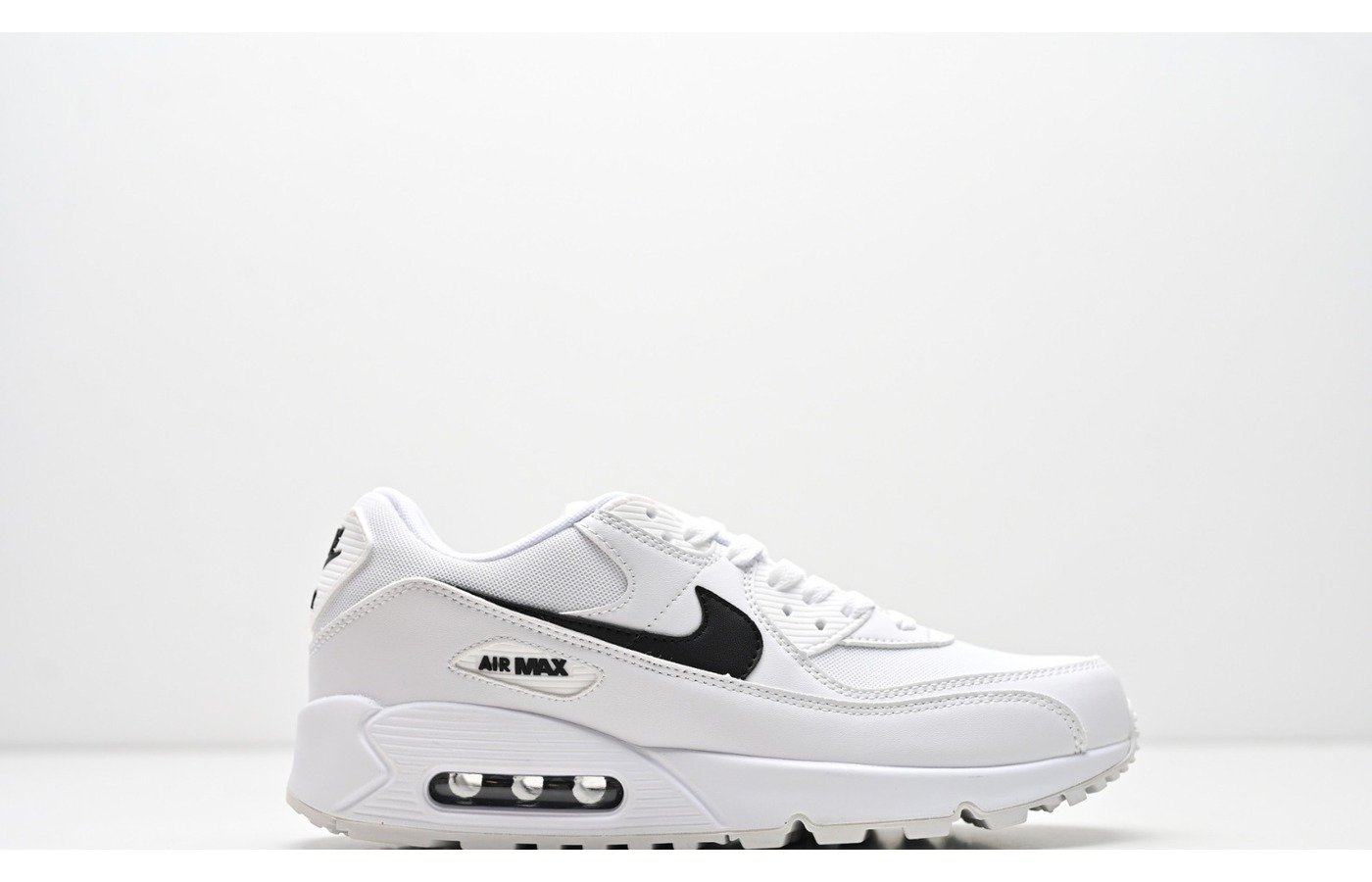 Nike Air Max 90 – Blanc et Noir