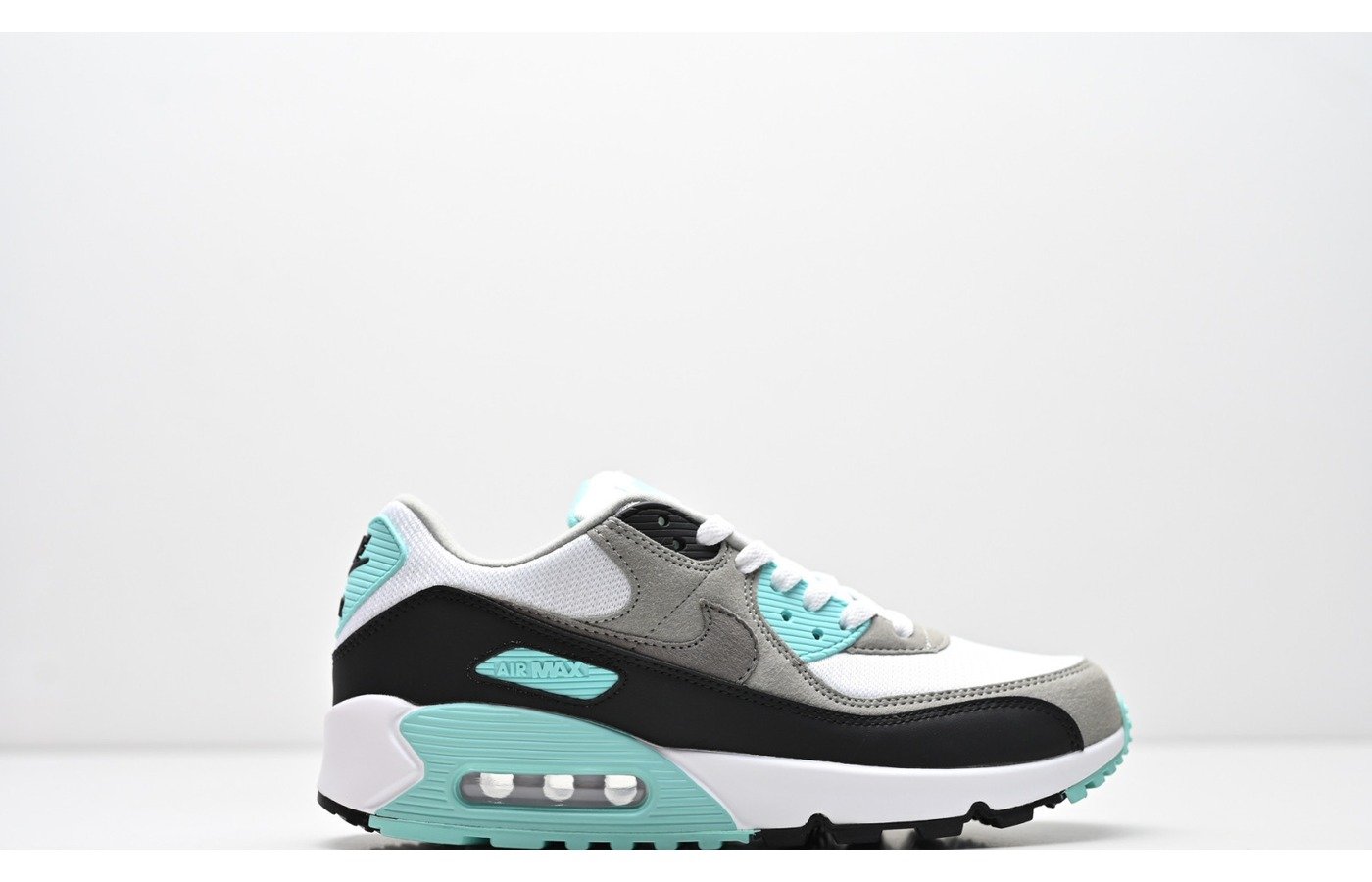 Nike Air Max 90 – Blanc Gris Noir et Turquoise