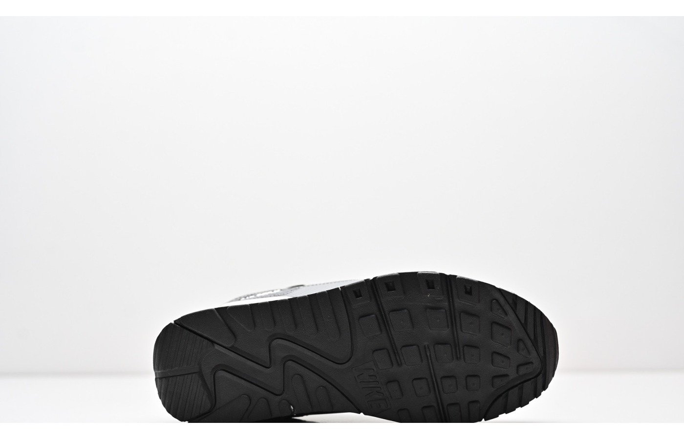 Nike Air Max 90 – Gris Anthracite Noir et Blanc