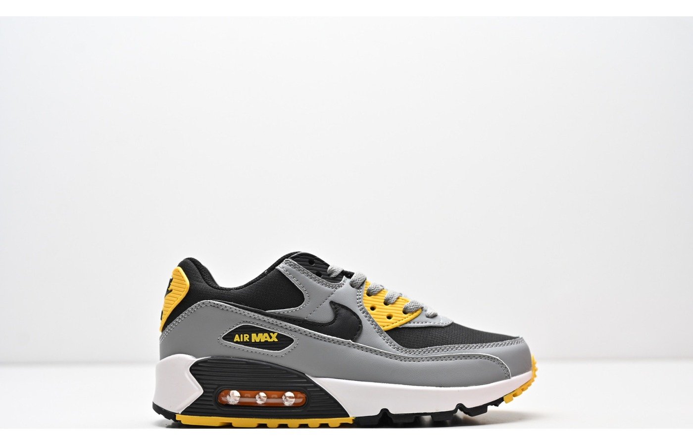 Nike Air Max 90 – Gris Noir et Jaune