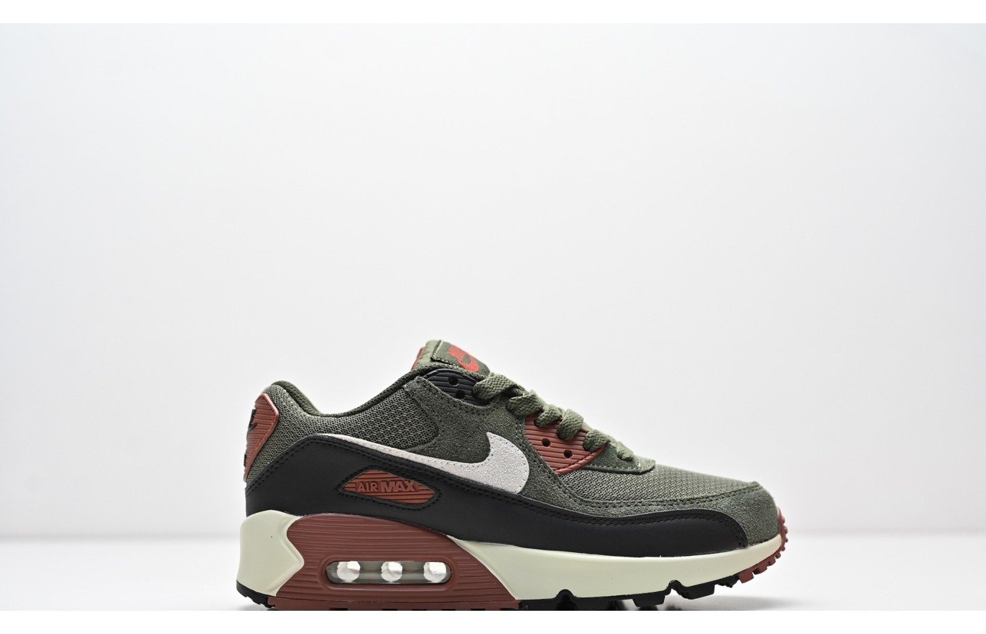 Nike Air Max 90 – Kaki Bordeaux et Beige