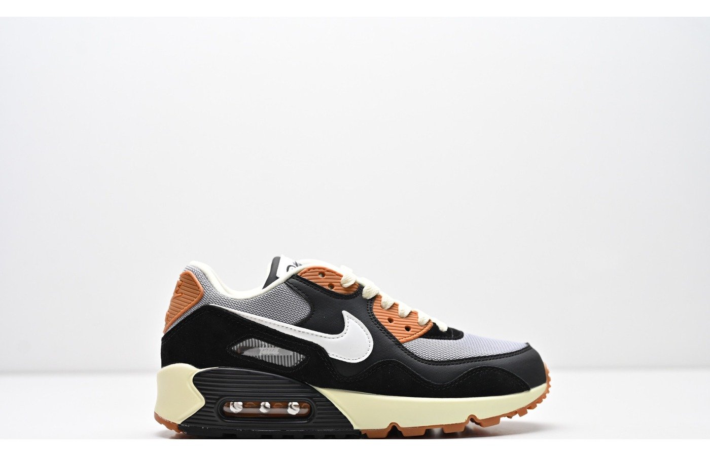 Nike Air Max 90 – Noir Creme et Orange