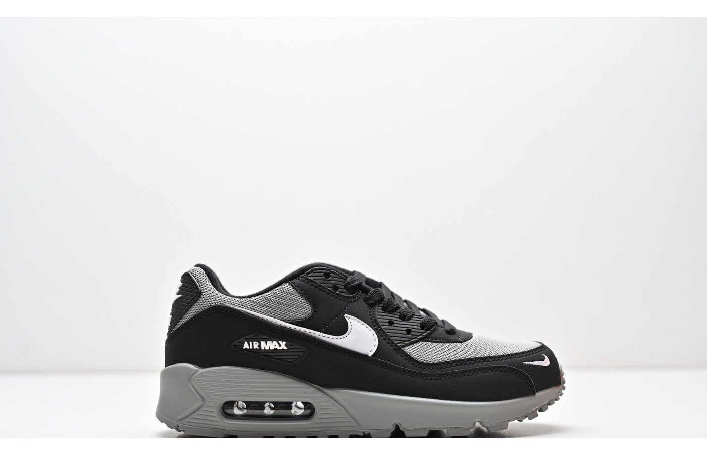 Nike Air Max 90 – Noir Gris et Blanc