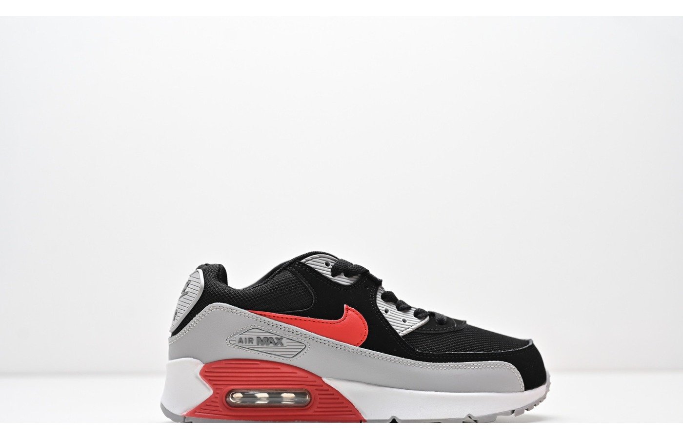 Nike Air Max 90 – Noir Gris et Rouge