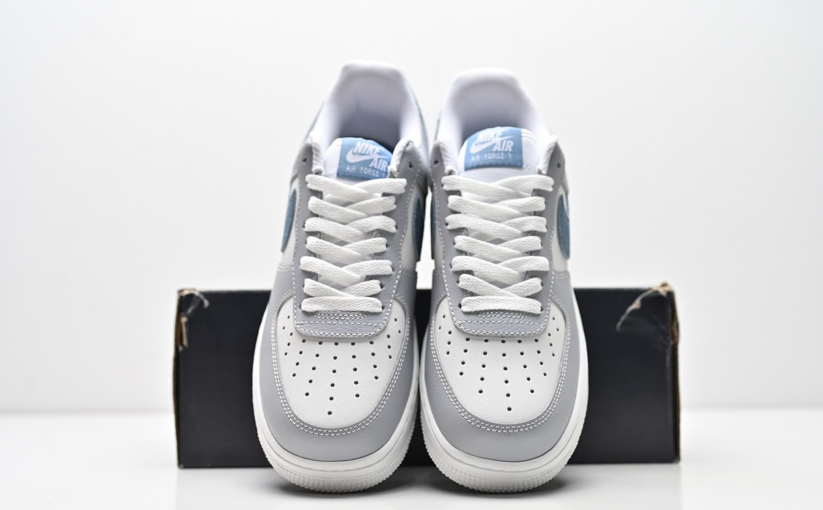 Nike Air Force 1 '07