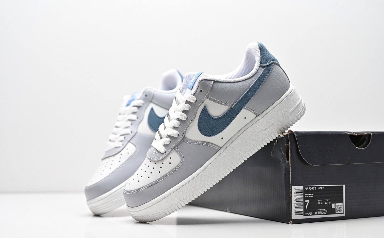 Nike Air Force 1 '07