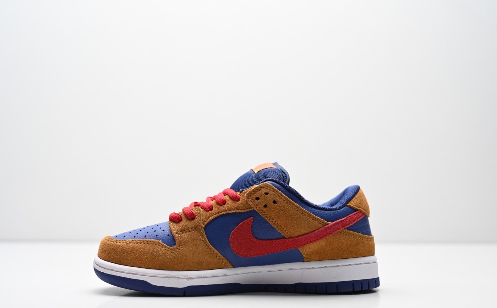 Nike Dunk Low Retro