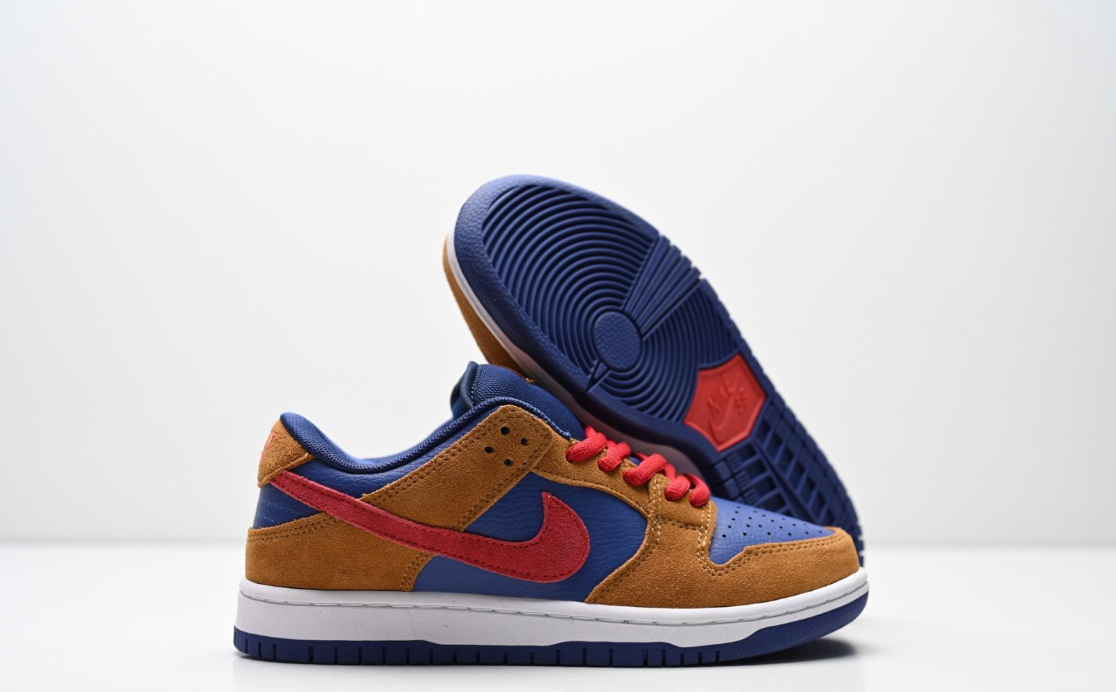 Nike Dunk Low Retro
