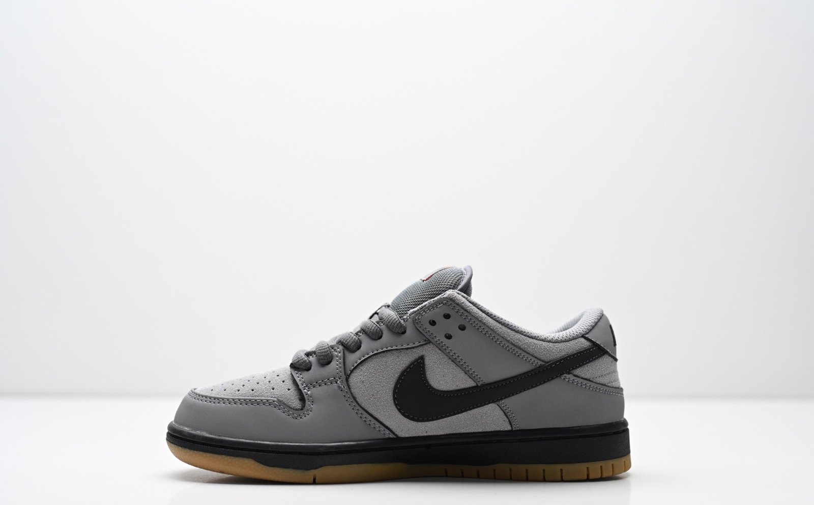 Nike Dunk Low Retro