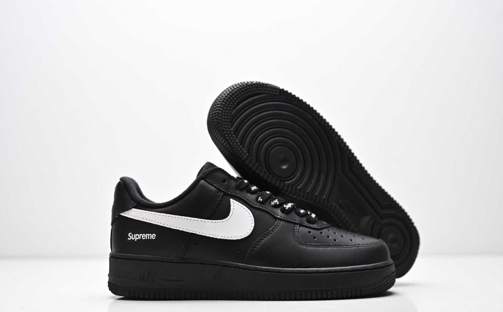 Nike Air Force 1 '07
