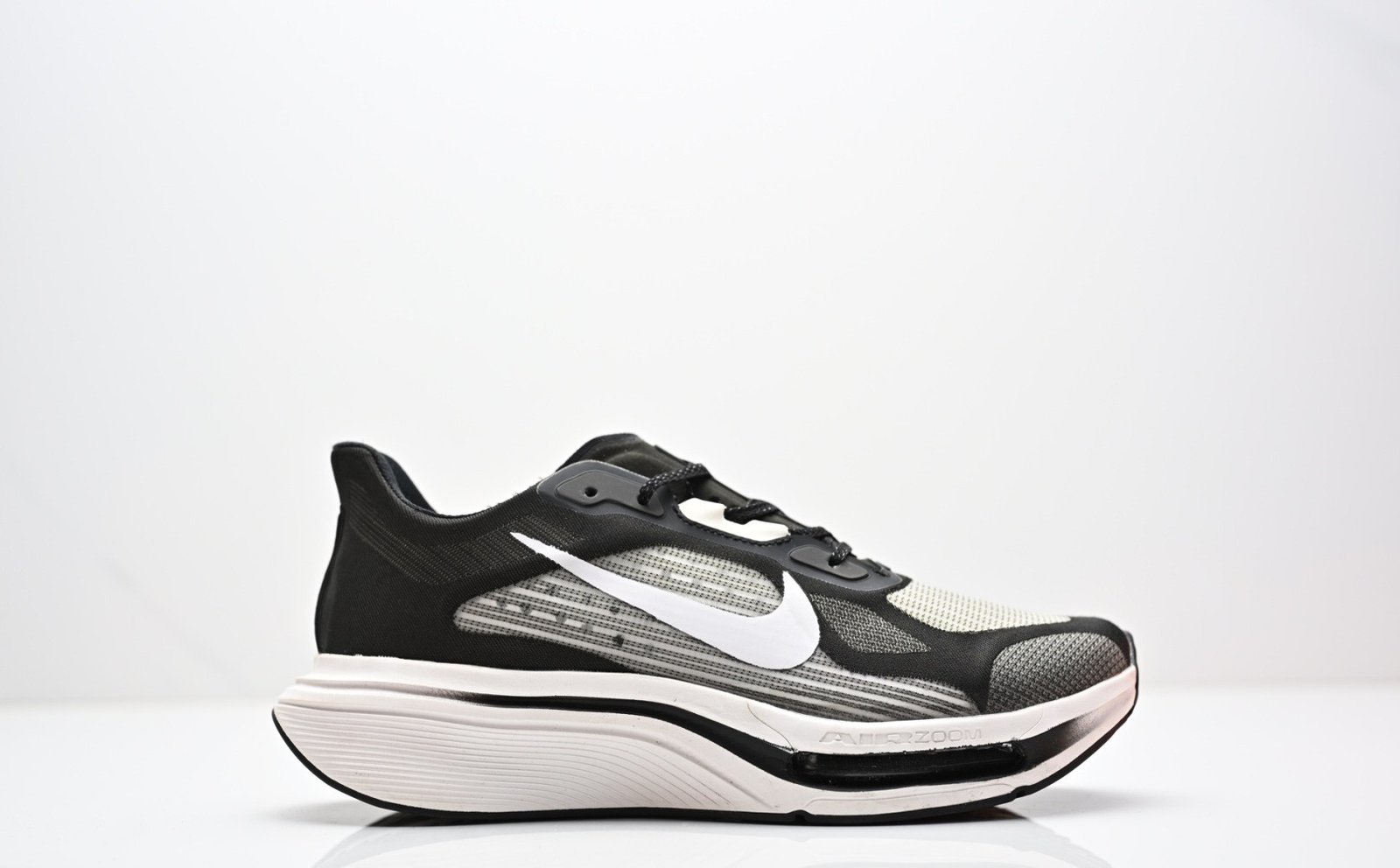 Nike ZoomX Invincible Run 3
