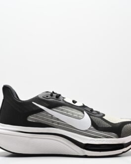 Nike ZoomX Invincible Run 3