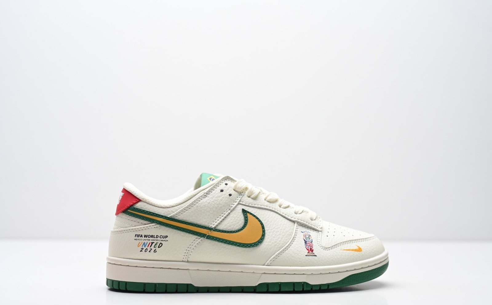Nike Dunk Low Retro