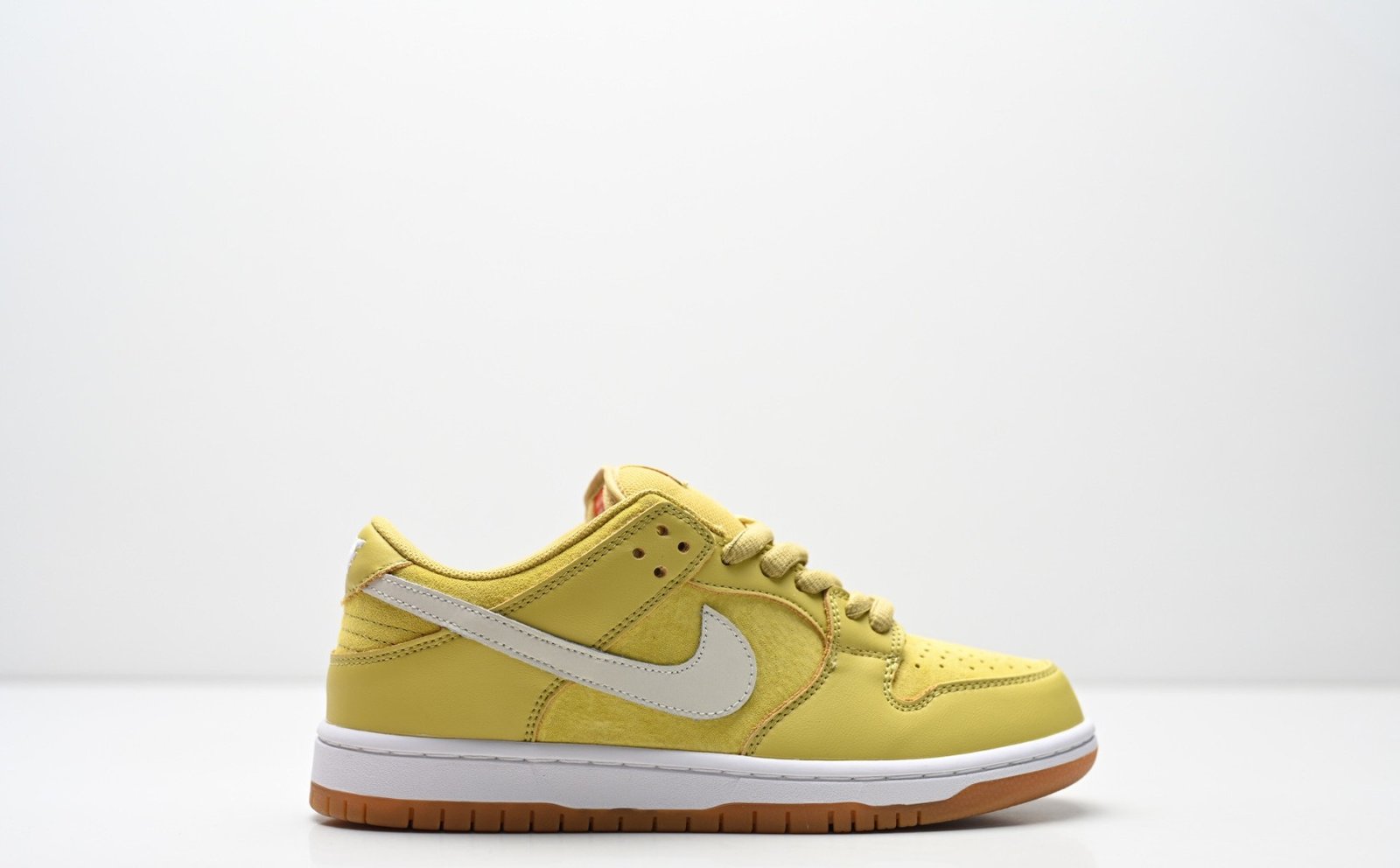 Nike Dunk Low Retro