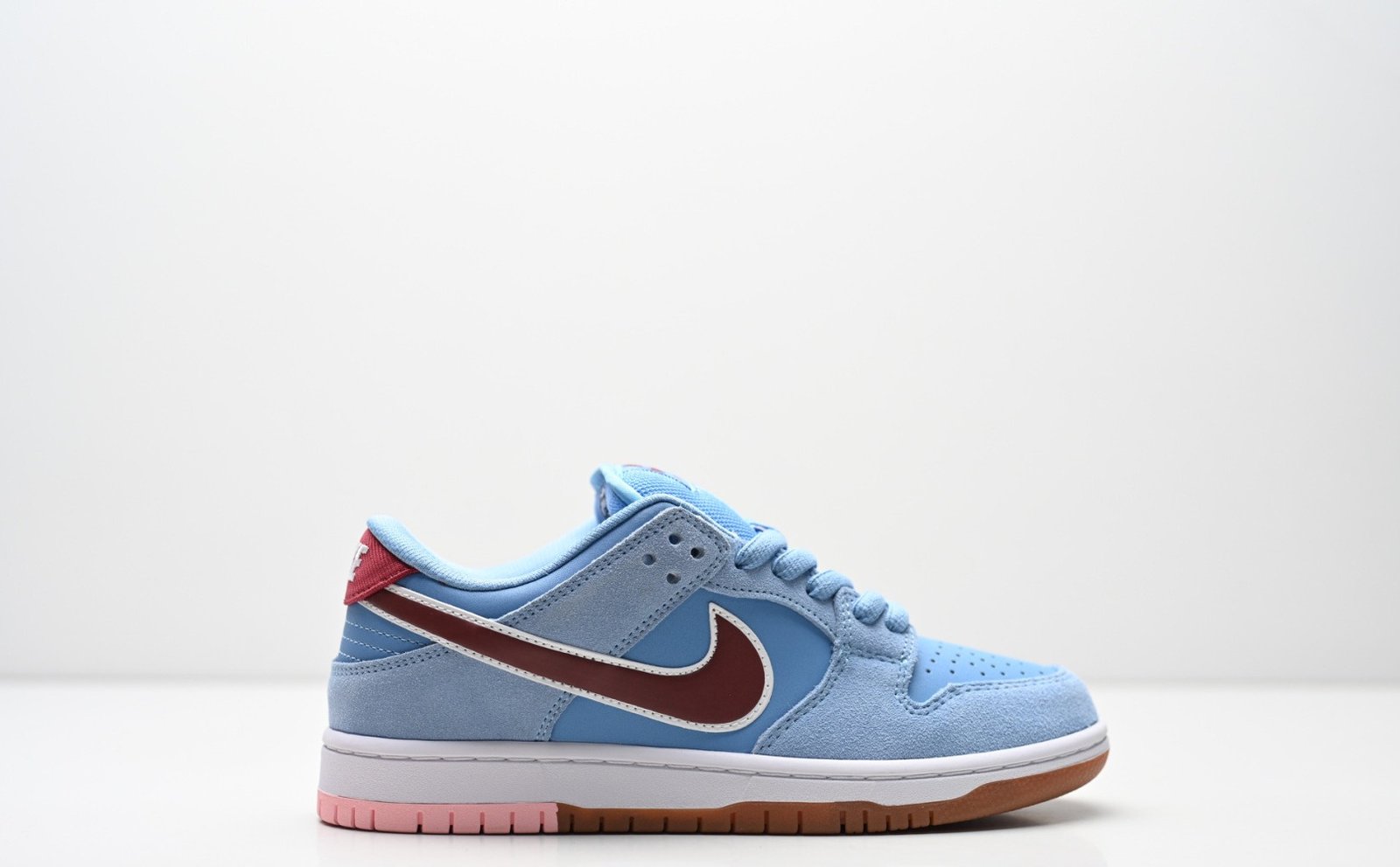 Nike Dunk Low Retro