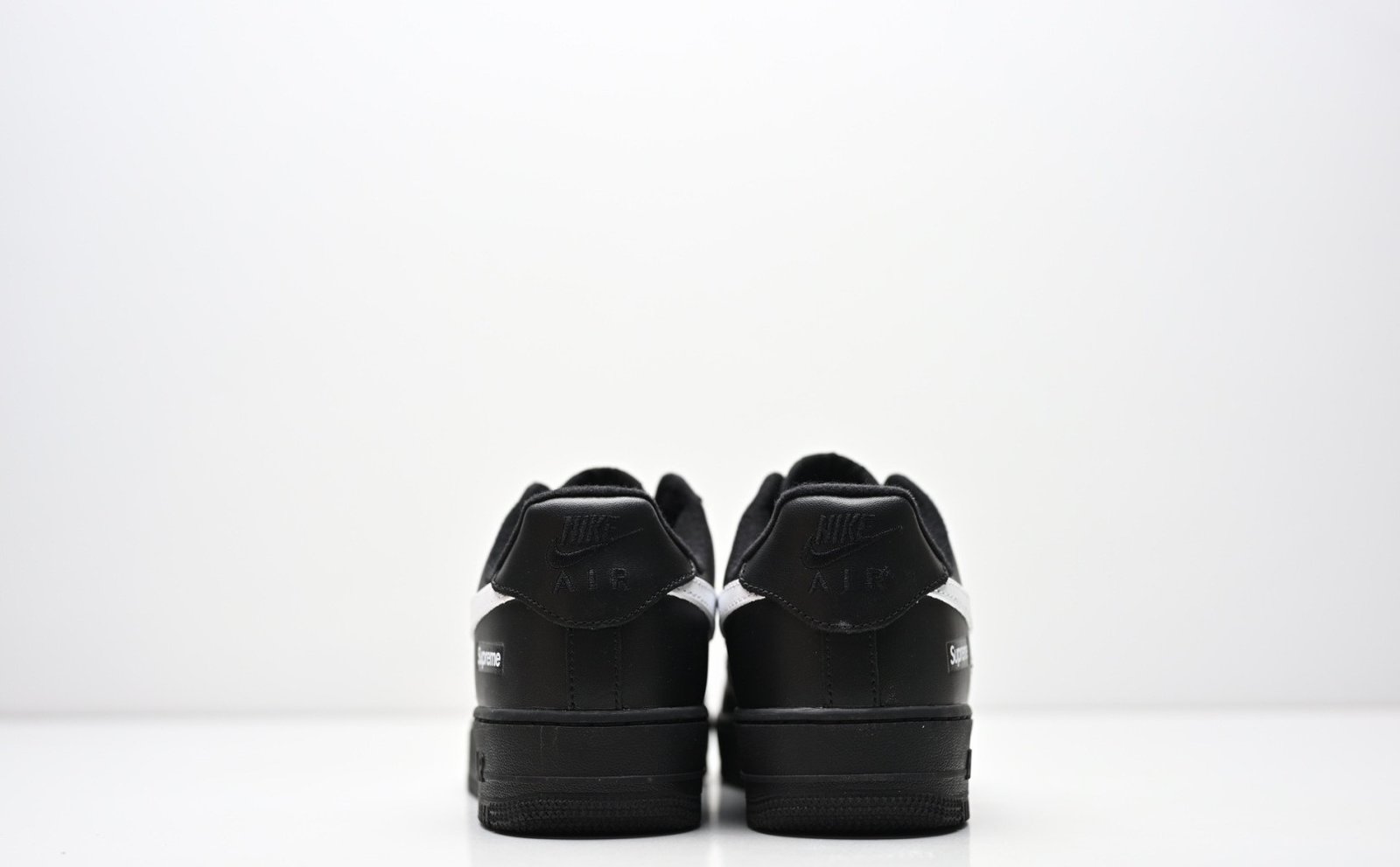 Nike Air Force 1 '07
