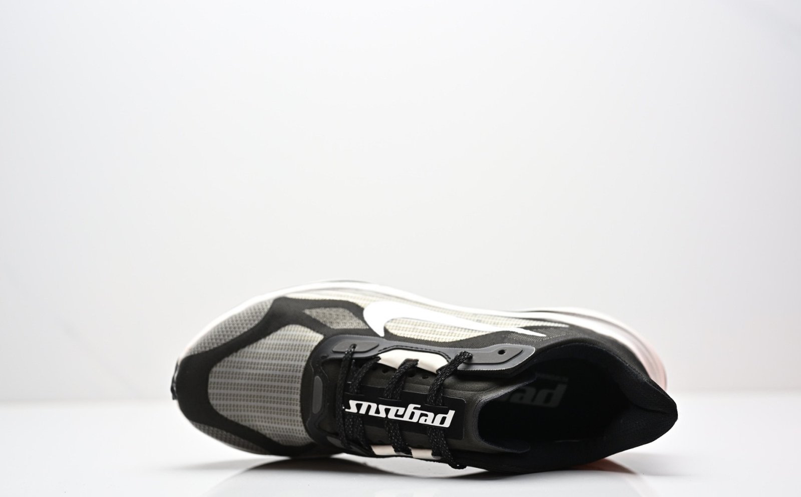 Nike ZoomX Invincible Run 3