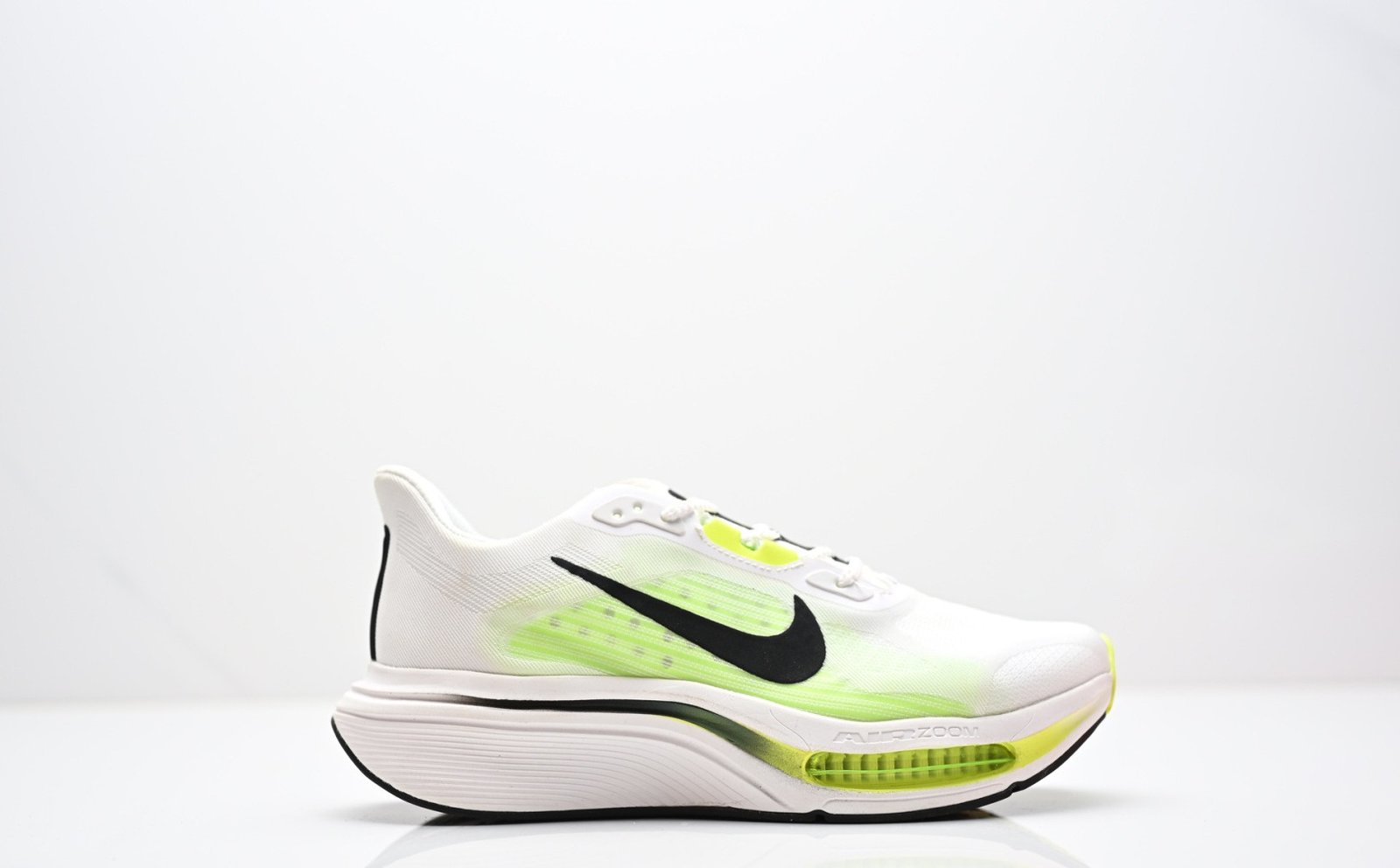 Nike ZoomX Invincible Run 3