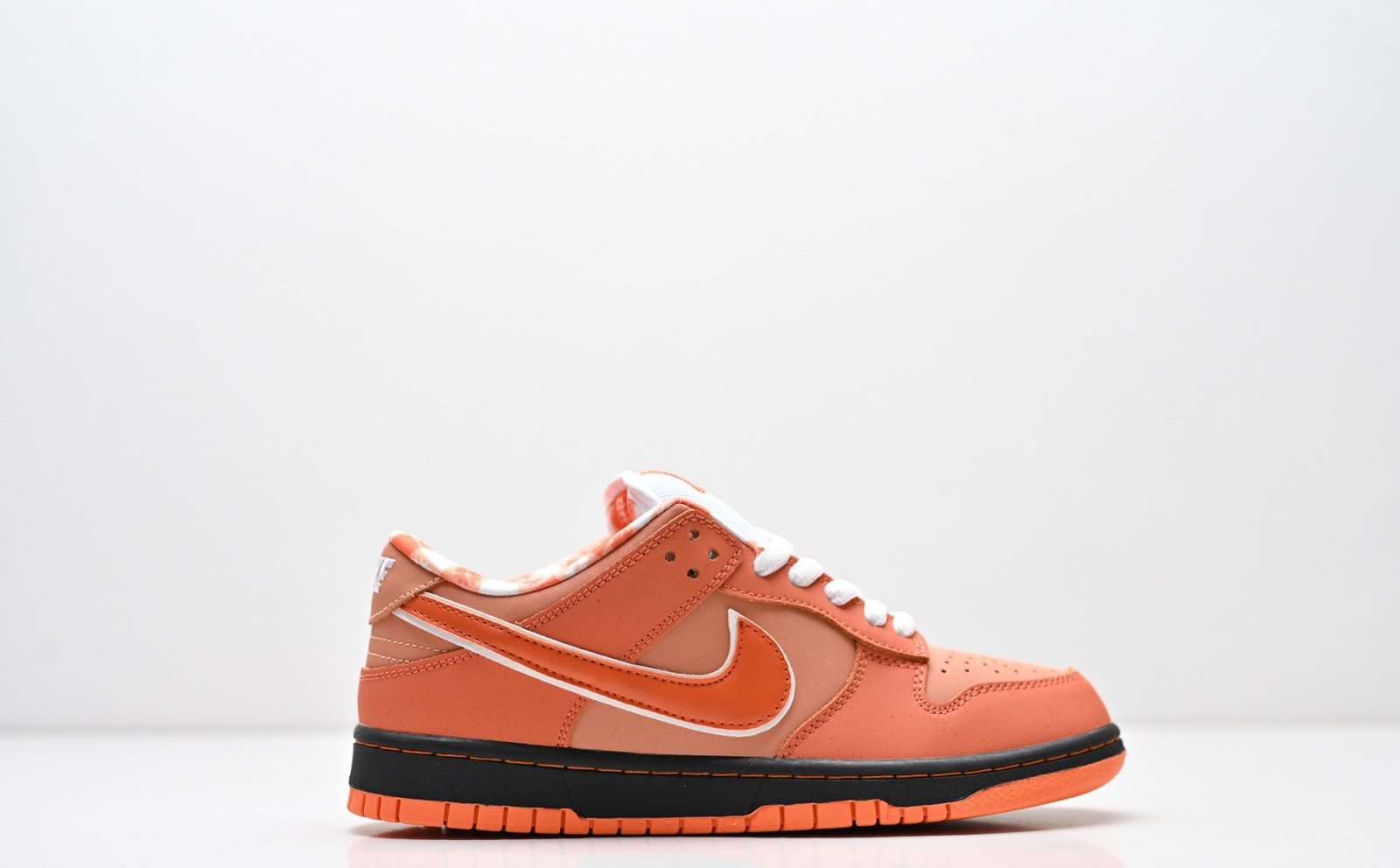 Nike Dunk Low Retro