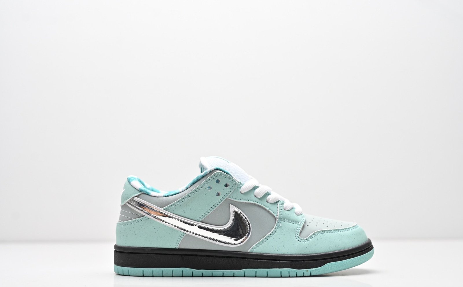 Nike Dunk Low Retro