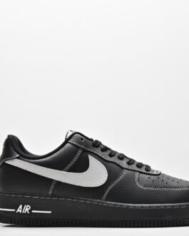 Nike Air Force 1 '07