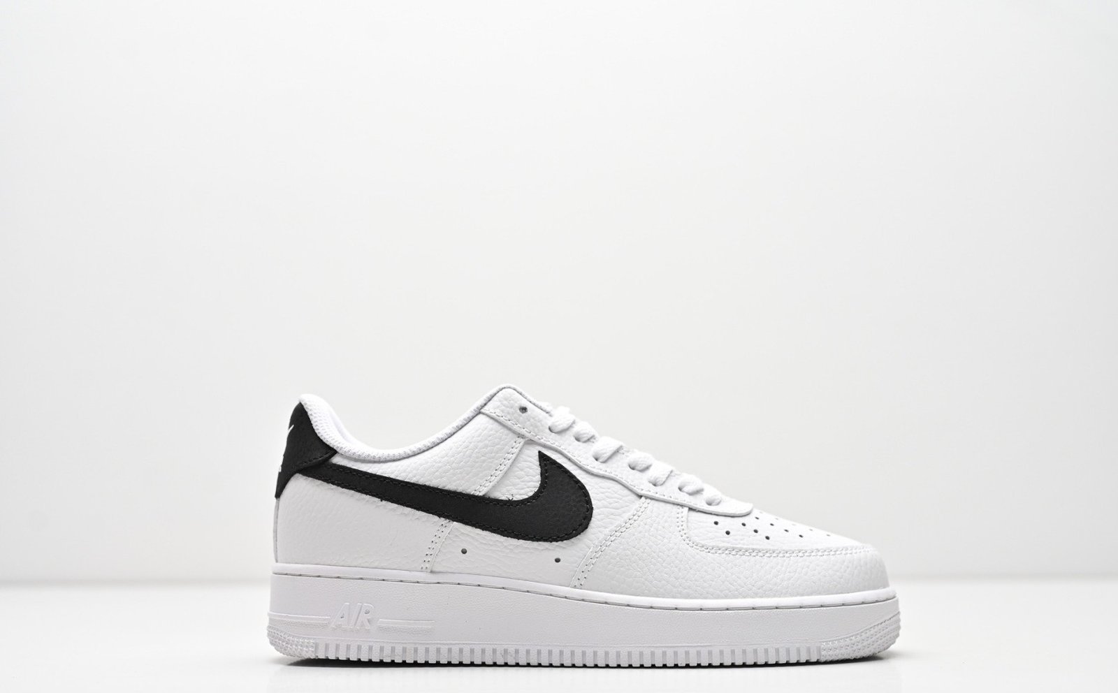 Nike Air Force 1 '07