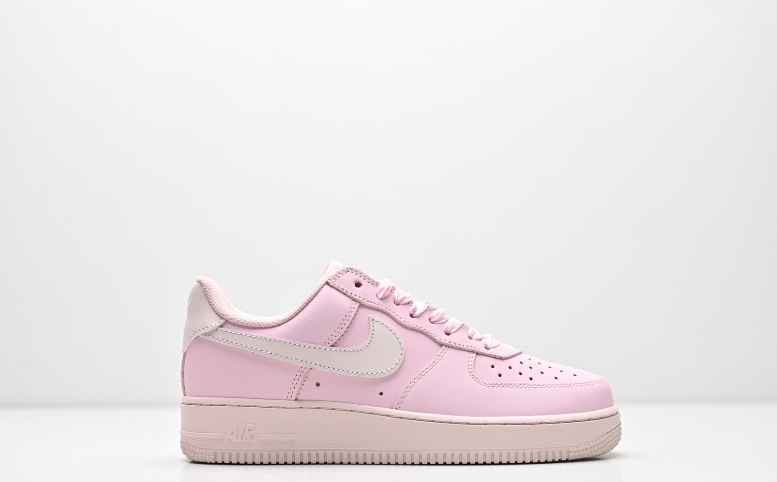 Nike Air Force 1 '07