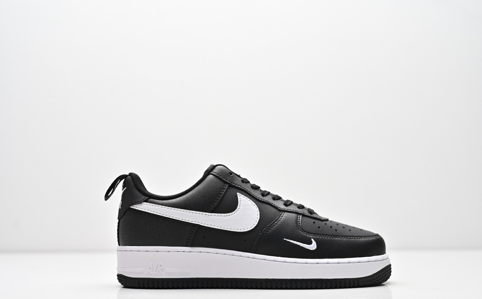 Nike Air Force 1 '07