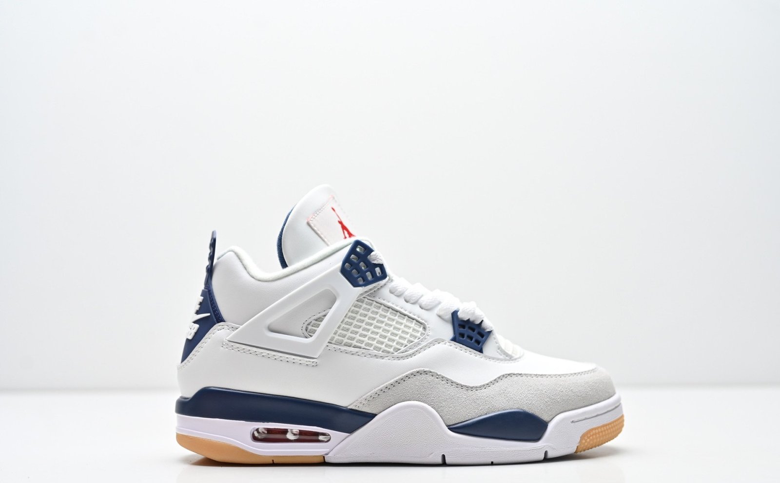 Air Jordan 4