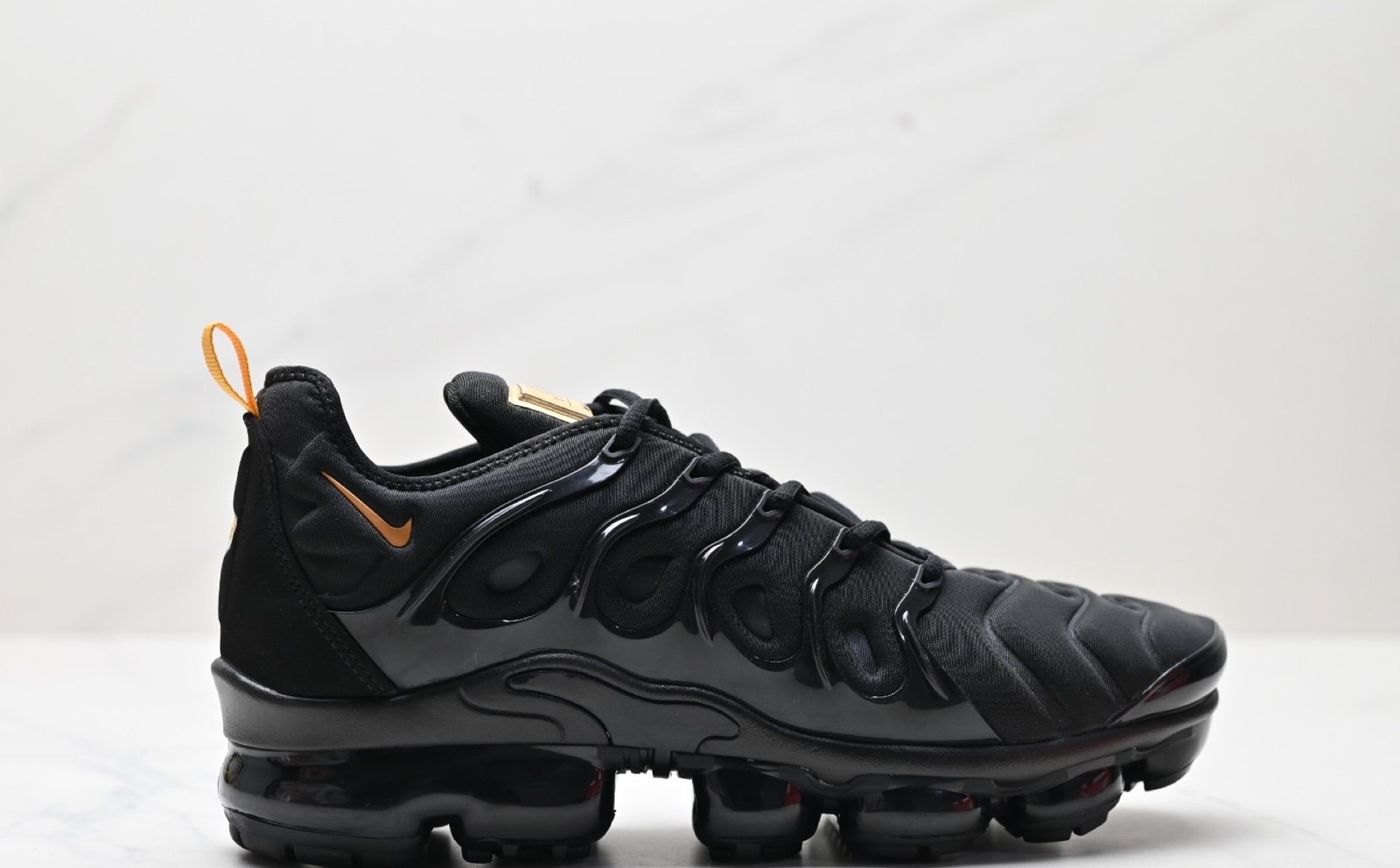 Nike Air VaporMax Plus