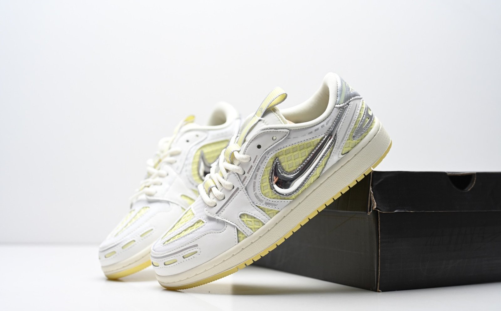 Nike Air Force 1 '07