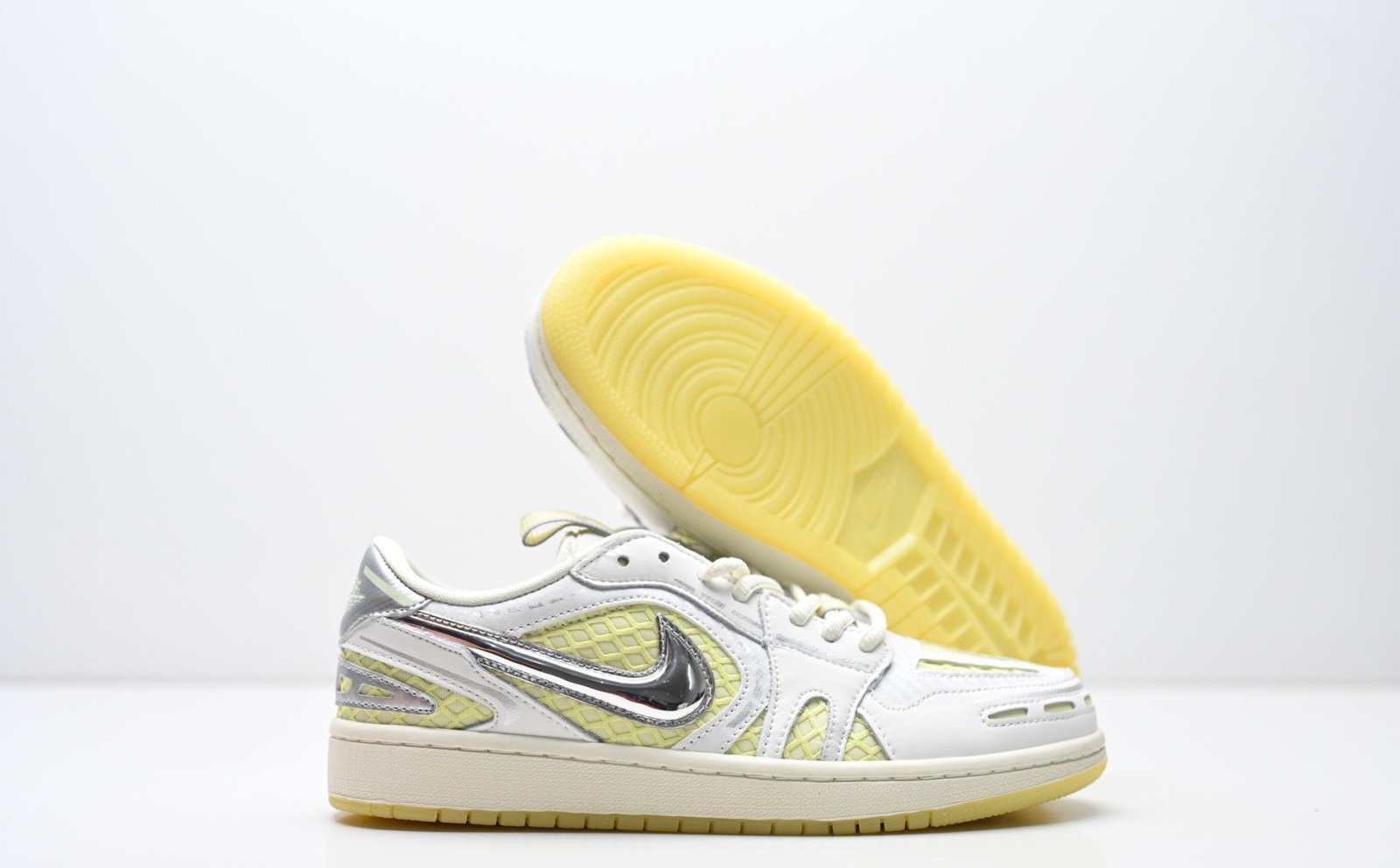Nike Air Force 1 '07