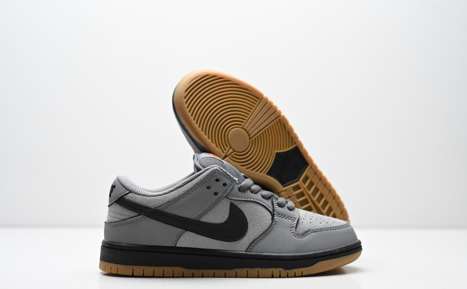 Nike Dunk Low Retro