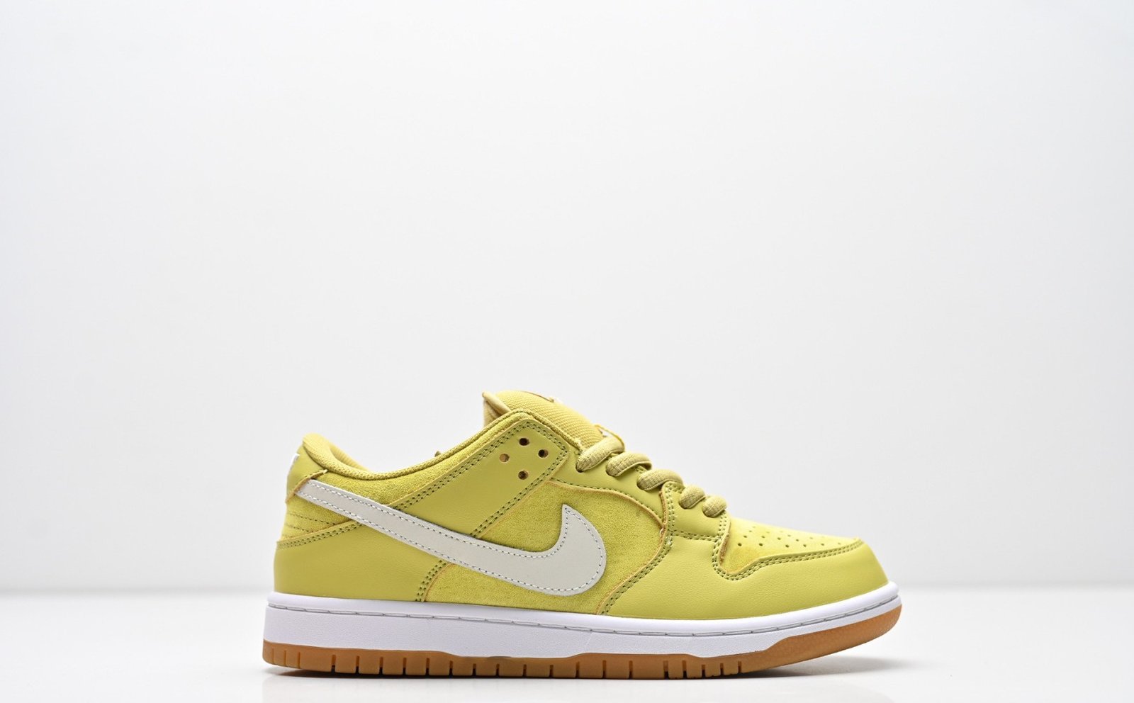 Nike Dunk Low Retro