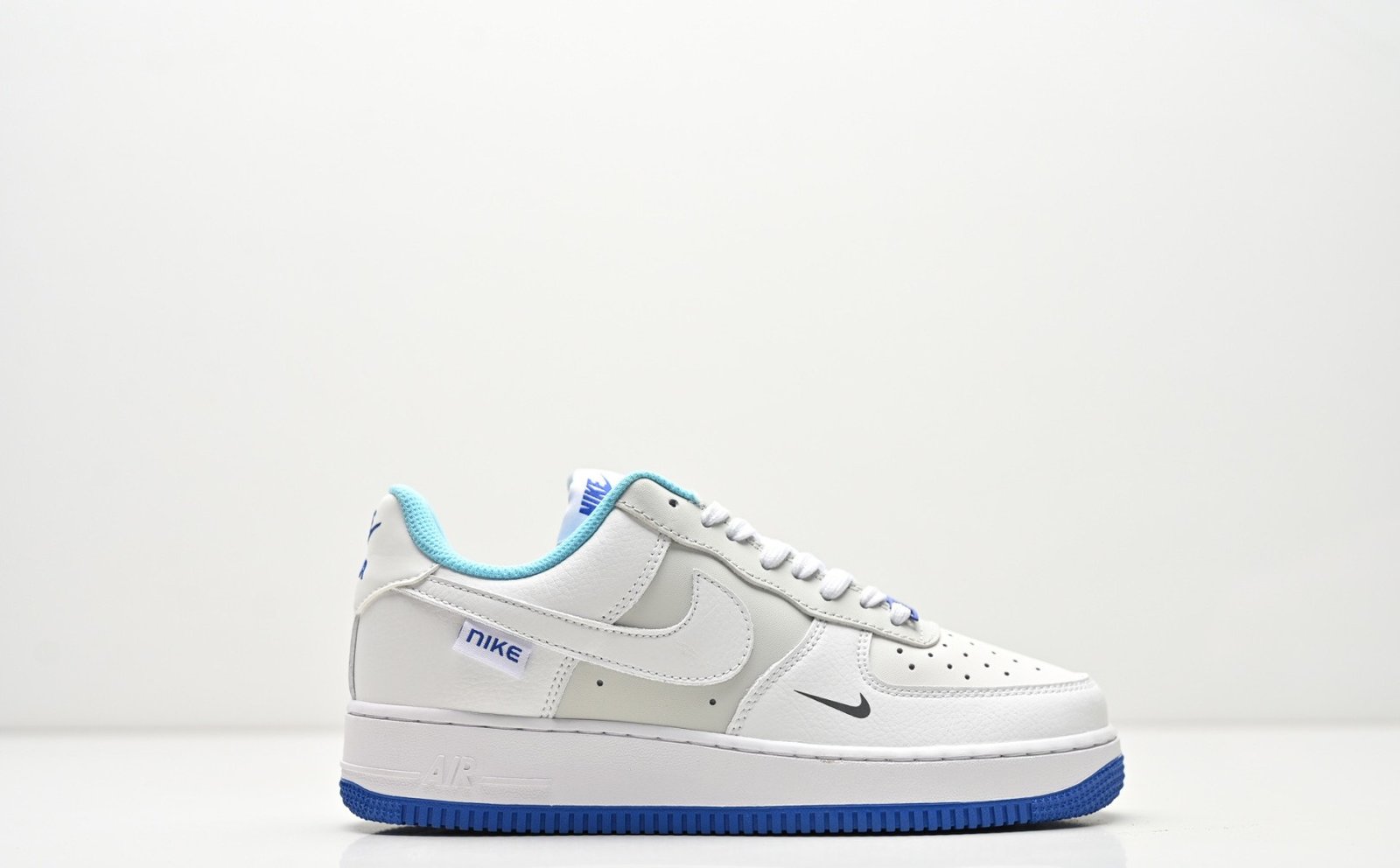 Nike Air Force 1 '07