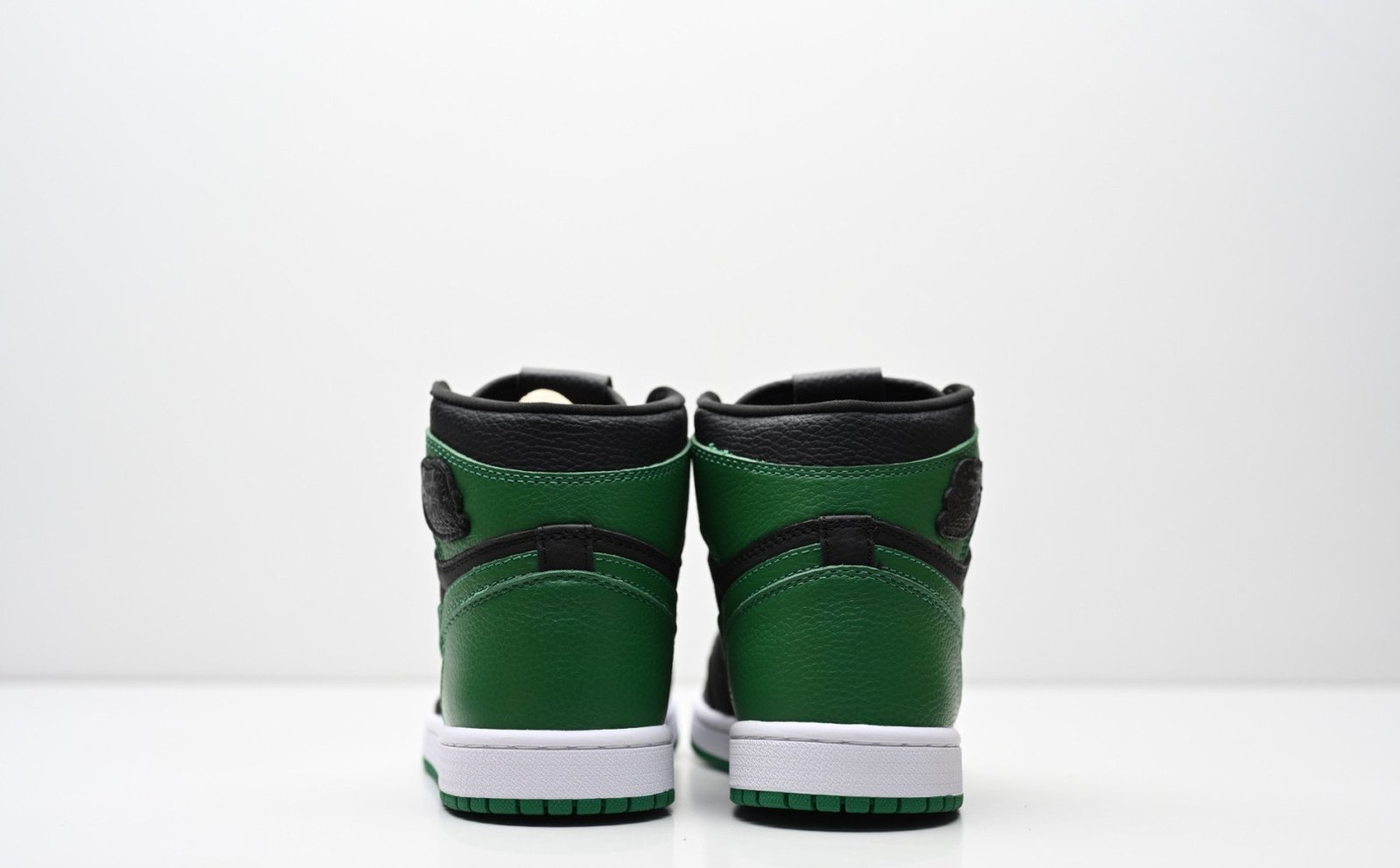 Air Jordan 1 High