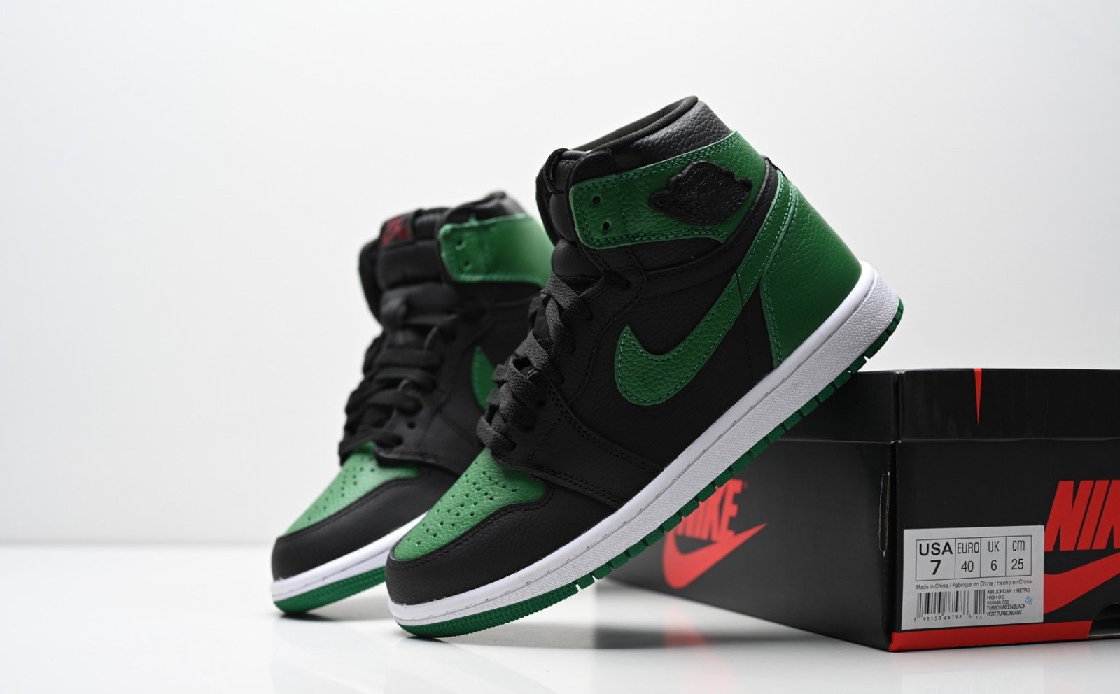 Air Jordan 1 High