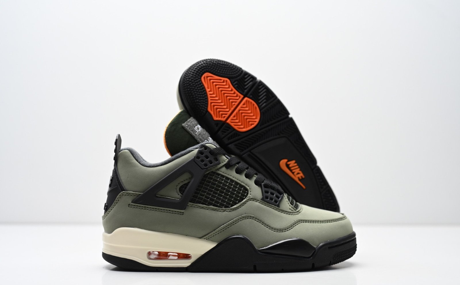 Air Jordan 4