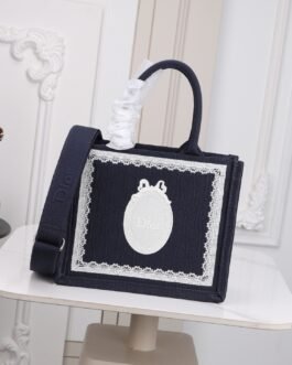 Dior Book Tote – Noir et blanc