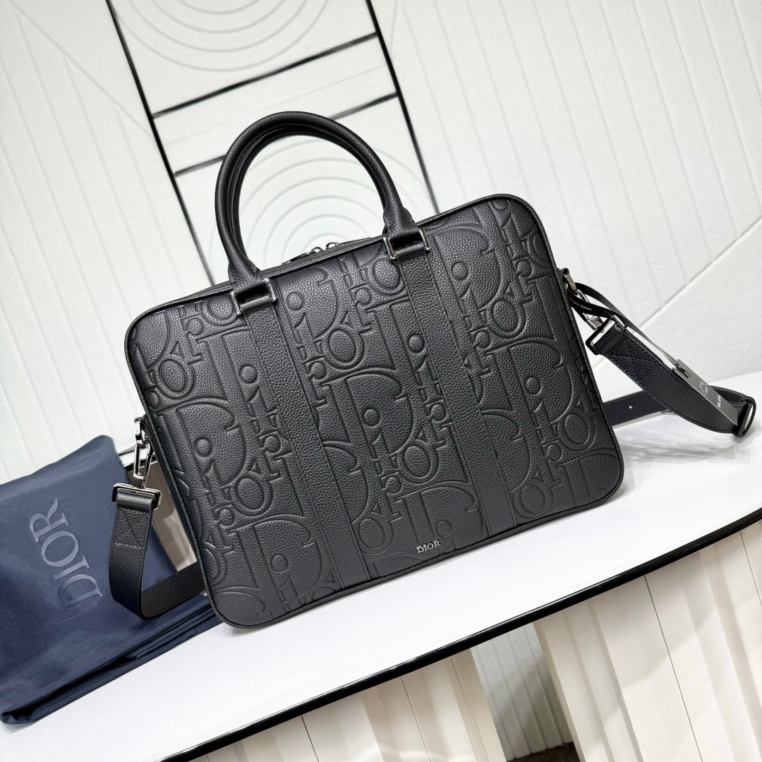 Dior Briefcase Dior Oblique embossée – Noir