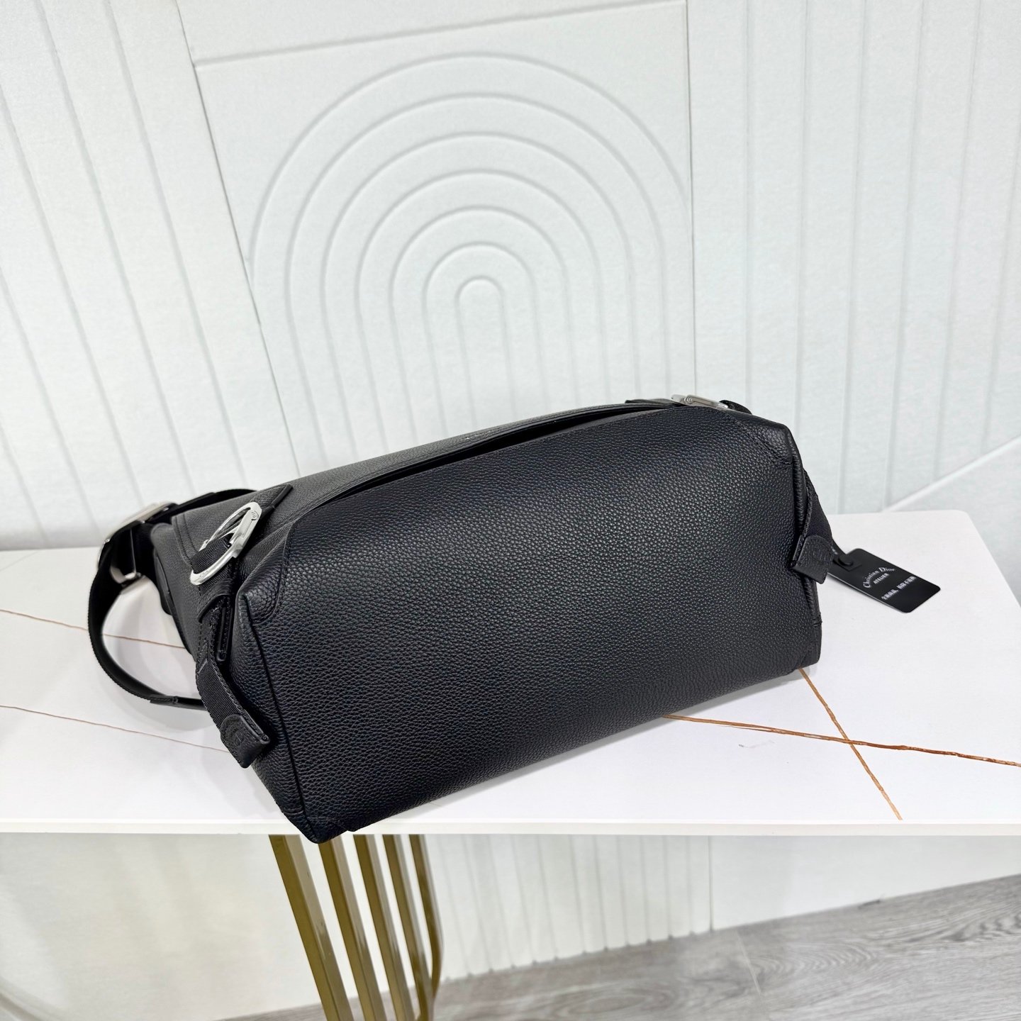 Dior Messenger CD Buckle – Noir