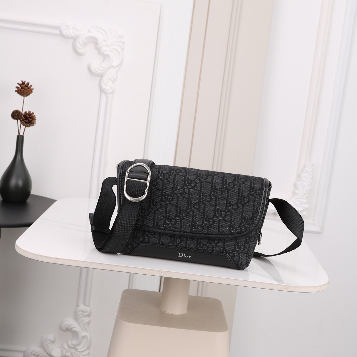 Dior Messenger compact – Noir