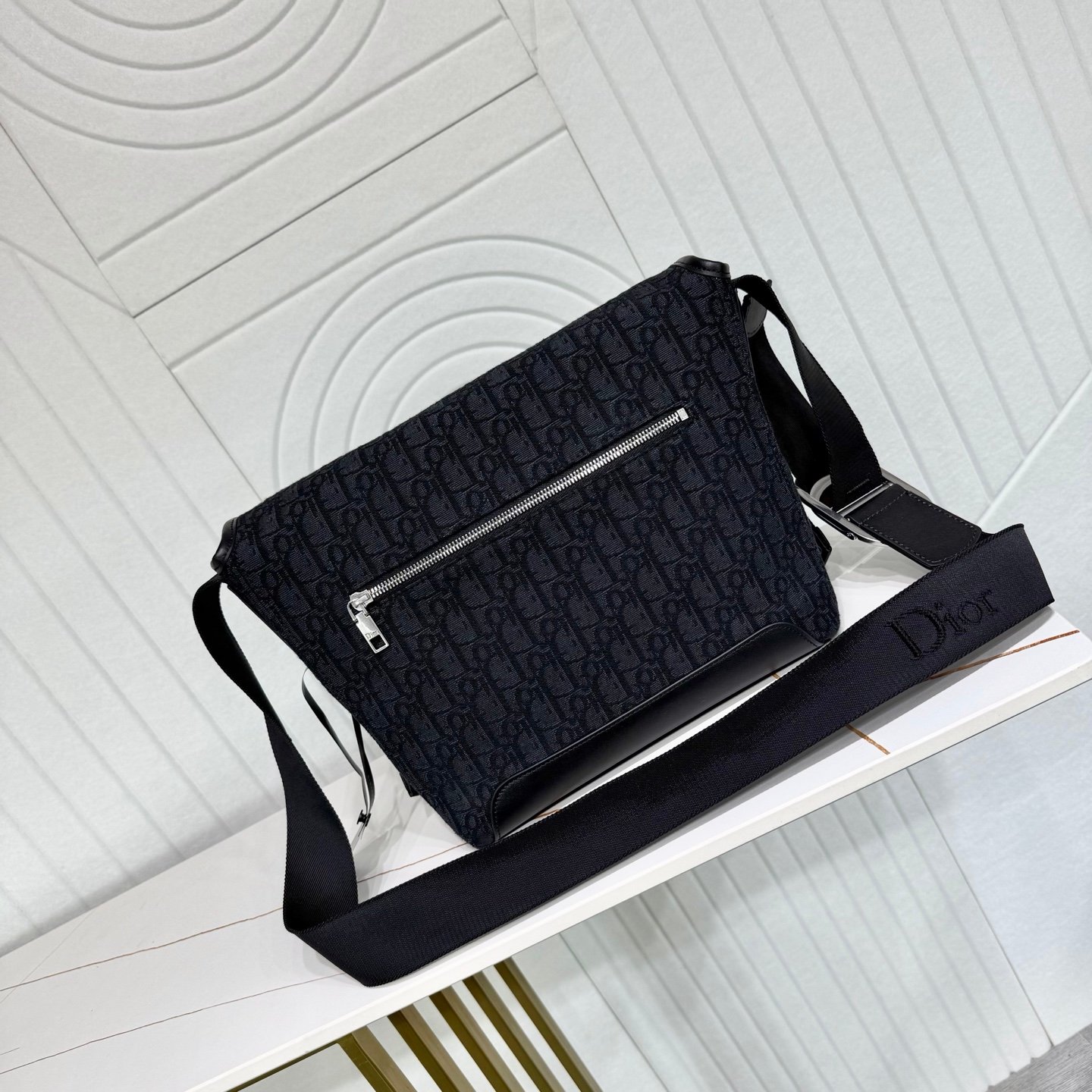 Dior Messenger Oblique compact – Noir